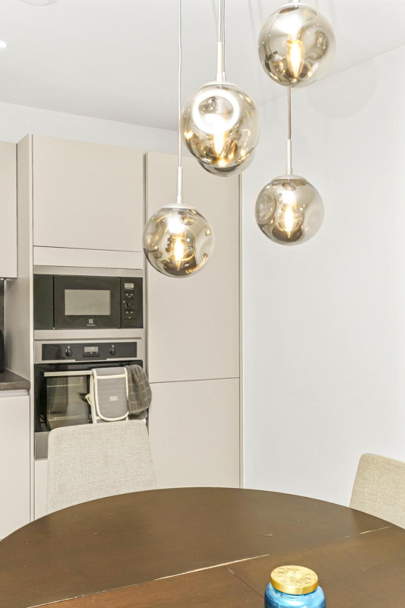 Stylish Surrey Quays Apartment - 10 Mins From Station لندن المظهر الخارجي الصورة